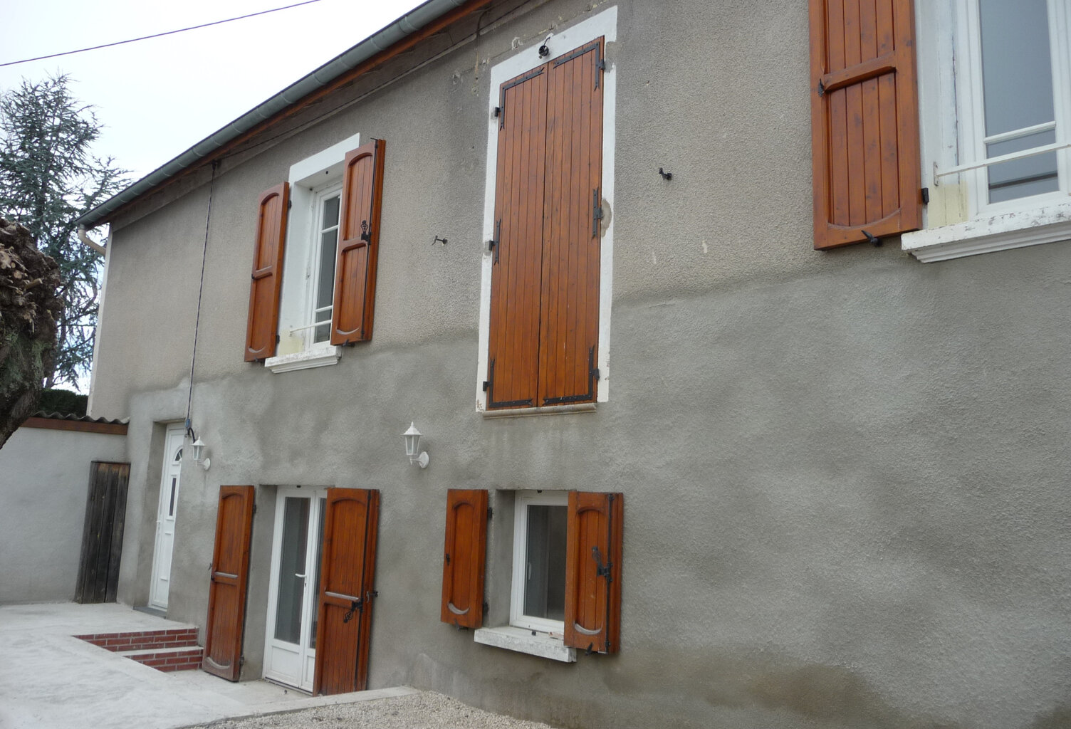 BALBIGNY centre ville proche de tout à pied maison avec gara — photo 1