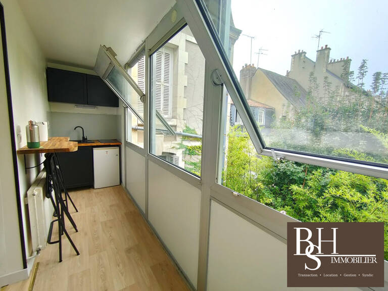 POITIERS PLATEAU - Studio de 15,68m² avec cave idéalement situ — photo 1