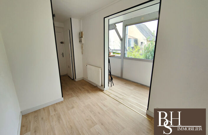 POITIERS PLATEAU - Studio de 15,68m² avec cave idéalement situ — photo 3