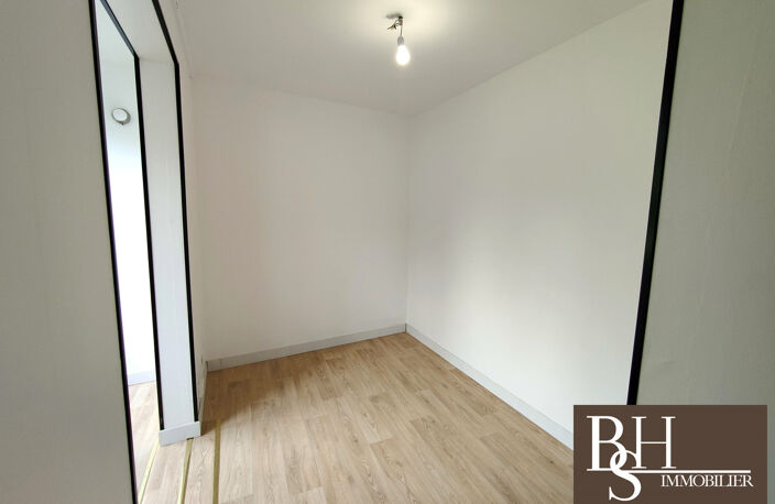 POITIERS PLATEAU - Studio de 15,68m² avec cave idéalement situ — photo 4