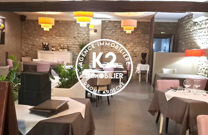 RESTAURANT + LOGEMENT +DEPENDANCE+PISCINE — photo 2