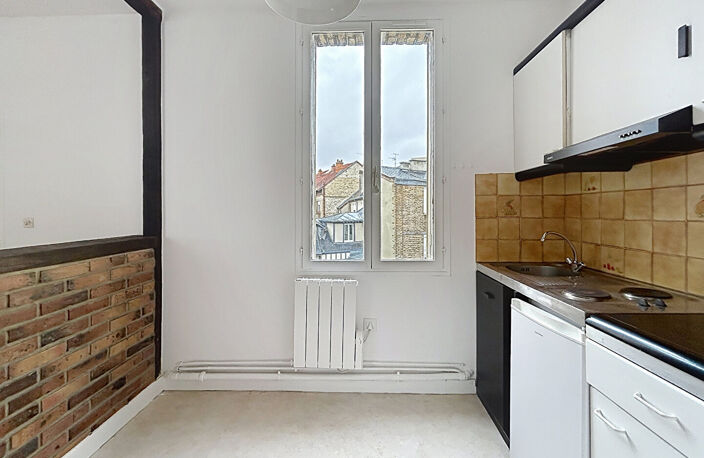 REIMS - PROCHE CENTRE — photo 2
