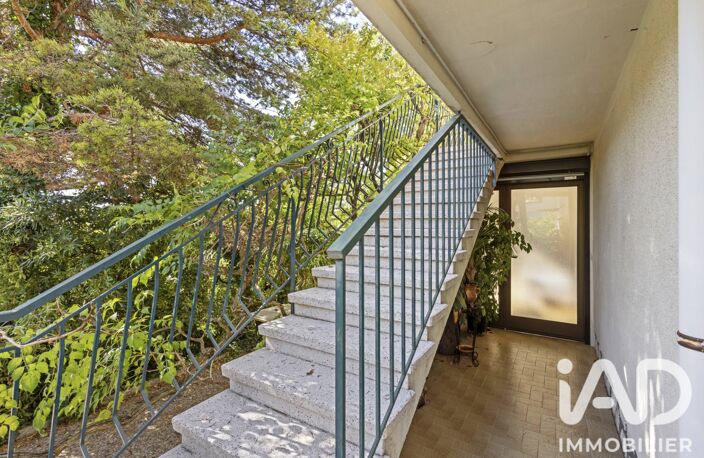 Vente Maison/villa 7 pièces — photo 2