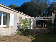 VILLA EN BORD DE MER - UN CADRE PRIVILÉGIÉ AU COEUR DES DUNES — photo 2
