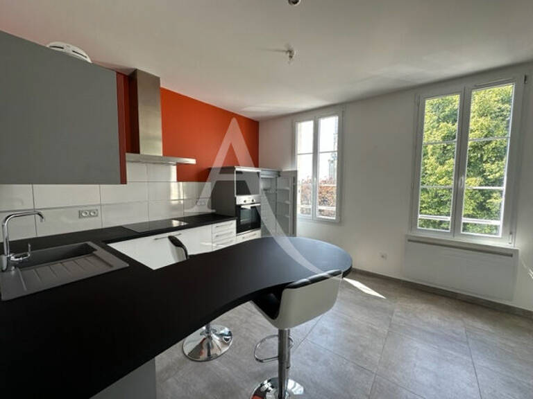 Appartement Rochefort 3 pièce(s) 52.10 m2 — photo 1