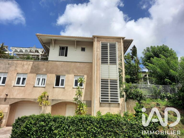 Vente Immeuble 324 m&sup2; — photo 1