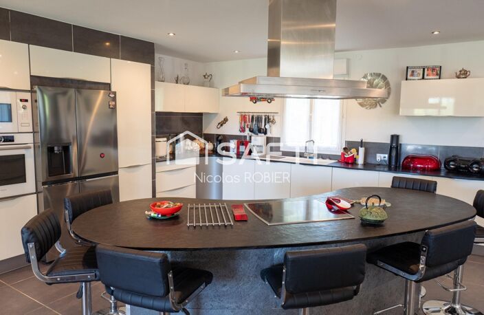 Maison spacieuse et conviviale avec piscine — photo 2