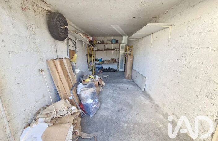Vente Garage 14 m&sup2; — photo 2