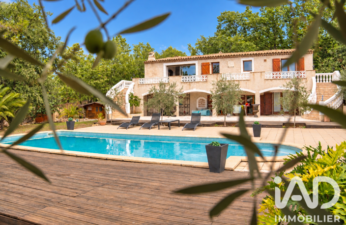 Vente Maison/villa 11 pièces — photo 2