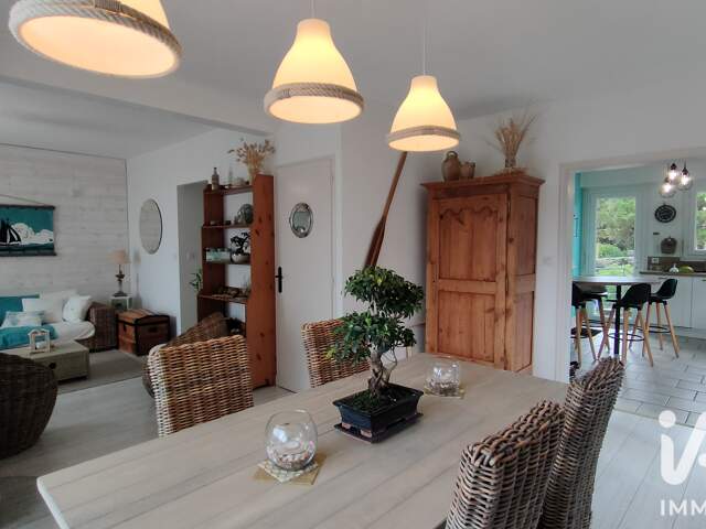 Vente Maison traditionnelle 9 pièces — photo du bien