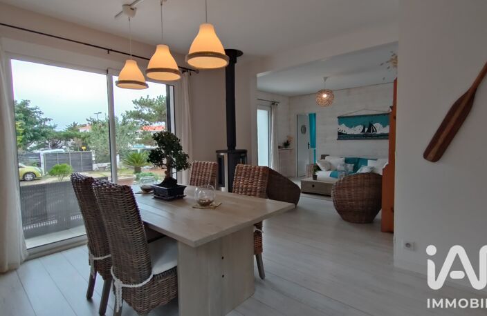 Vente Maison traditionnelle 9 pièces — photo 3