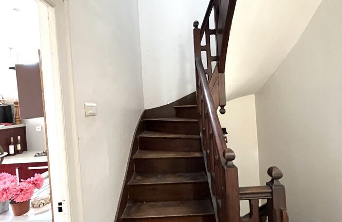 Vente Maison/villa 6 pièces — photo 2