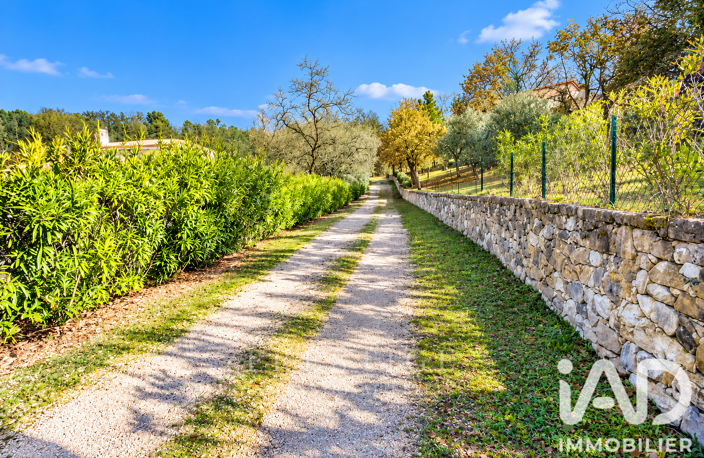 Vente Terrain 2 300 m&sup2; — photo 3