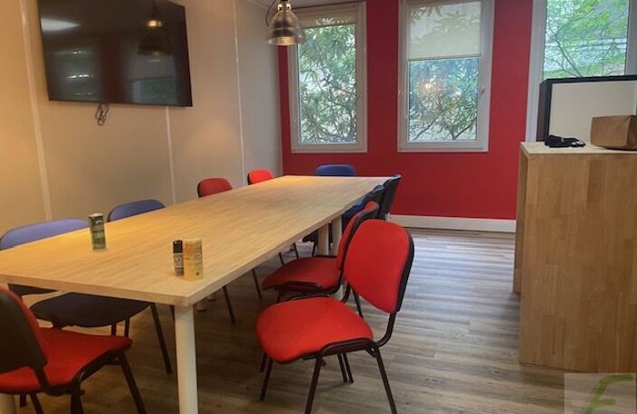 Bureau — photo 4