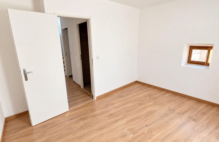 Maison de village rénovée de 80 m² au cœur du centre historique — photo 3