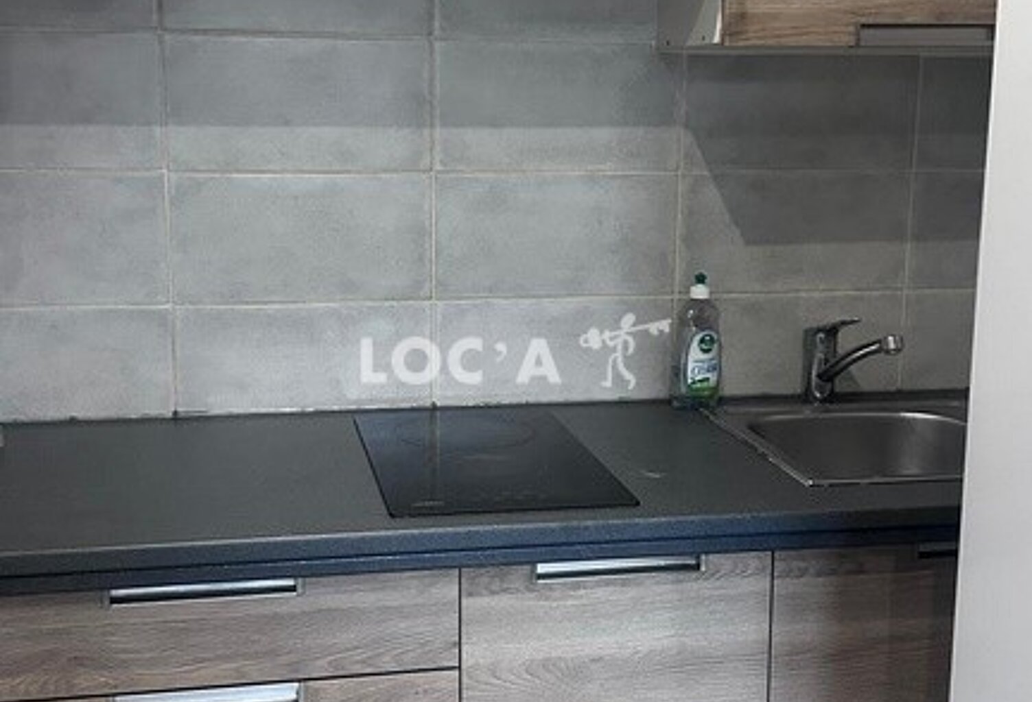 Location appartement 1 pièce 22 m² à Saint-Fons (69190) — photo 1
