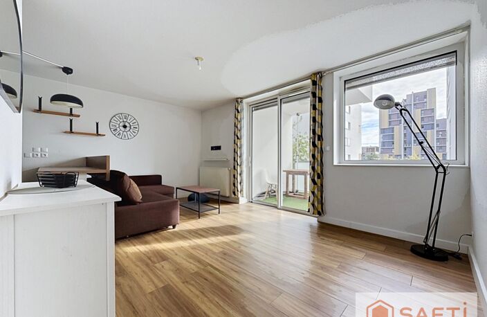 Cartoucherie  Beau T3 avec terrasse à louer — photo 2