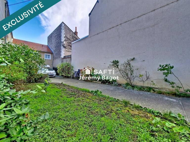 Tours Prébendes - Maison Type 5 de 90 m² avec véranda, cour et sous-sol — photo 1