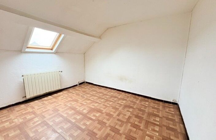 Maison semi-individuelle à rénover avec jardin et garage  Vieux-Condé — photo 4