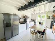 CRAVANT  Maison en pierre pleine de charme, architecture intérieur atypique et beaux volumes — photo 2