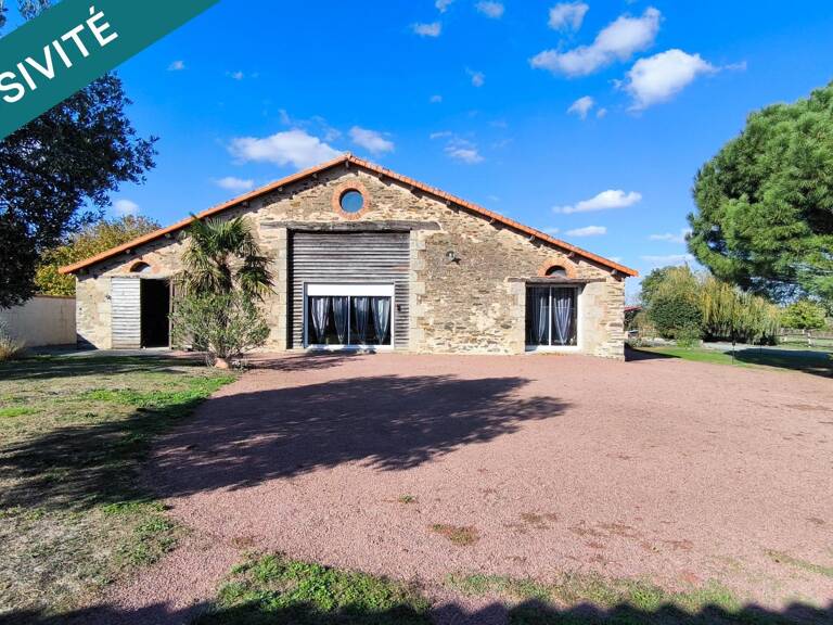 Maison pleine de charme avec piscine, terrasse et jardin sans vis-à-vis — photo 1