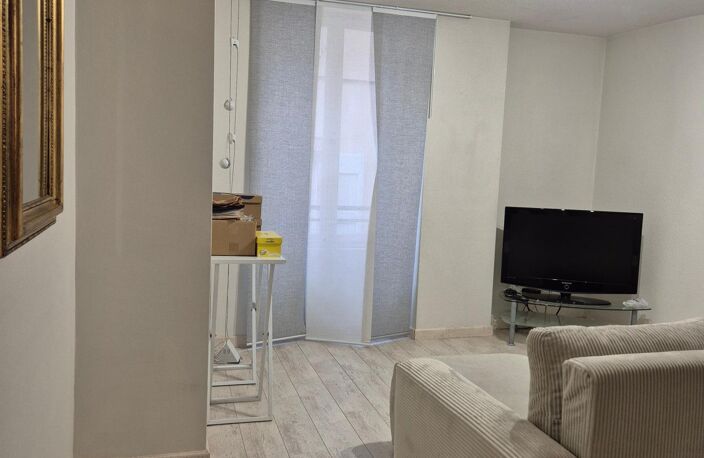 APPARTEMENT 2 PIECES AVEC BALCON — photo 2