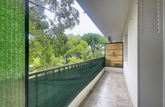 LES ARCEAUX FF4 AVEC BALCON ET CAVE — photo 4