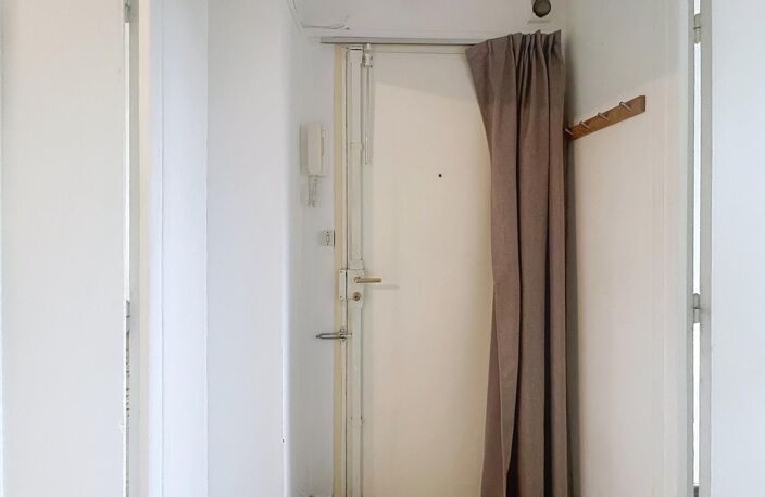 LES ARCEAUX FF4 AVEC BALCON ET CAVE — photo 5