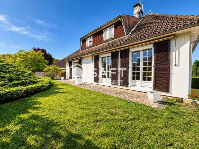 Maison familiale de plain pied et fort potentiel ! — photo du bien