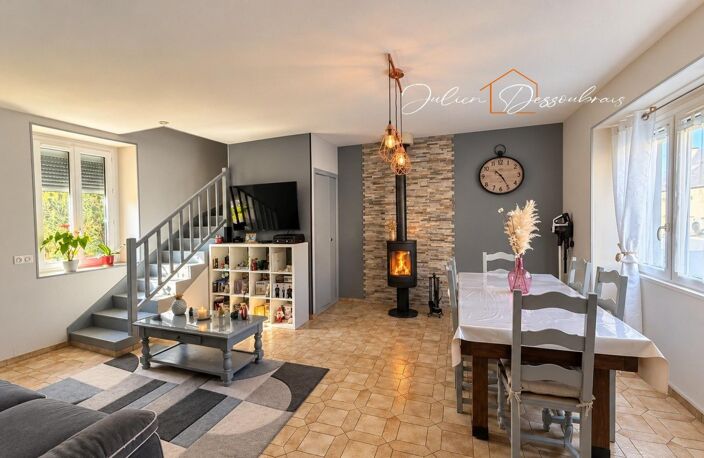 Maison 84 m², 2 chambres, bureau ou dressing, jardin clos — photo 2