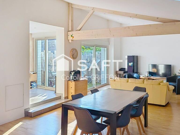 Maison de plain-pied 2 chambres au coeur du bourg — photo 1