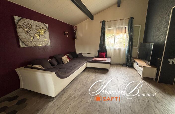 Une maison aux multiples possibilités, idéale pour une famille en quête d'espace et de sérénité ! — photo 3
