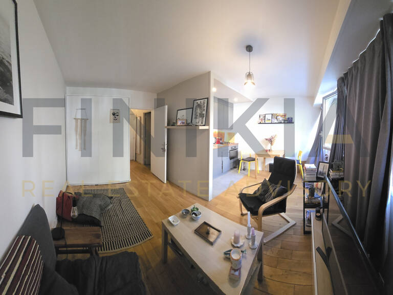Studio loué meublé, 26,71 m², 2e étage avec ascenseur, cave — photo 1