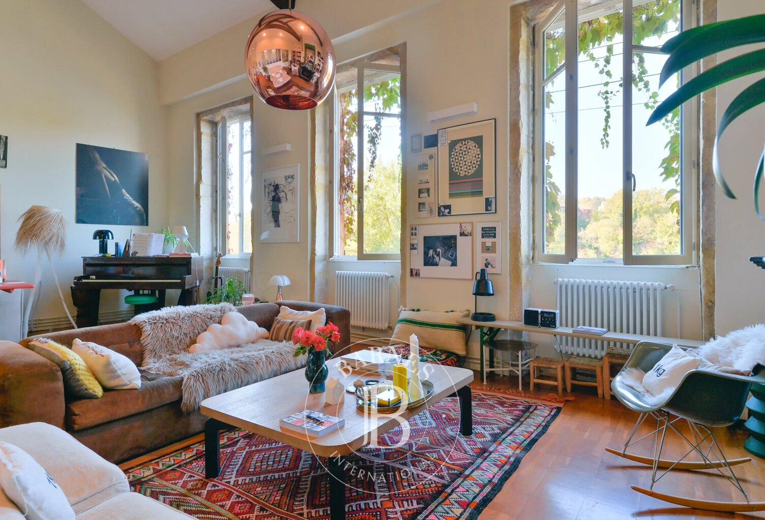 Caluire-et-Cuire – Duplex comme une maison d’environ 186,93 m² – 4 chambres – Jardin privatif d'environ 600 m² avec piscine – Vue exceptionnelle sur la Saône et l’Île Barbe — photo 1