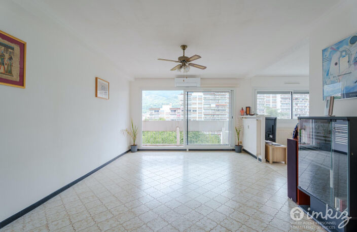 Dernier étage, vue dégagée, balcon 16m² — photo 3