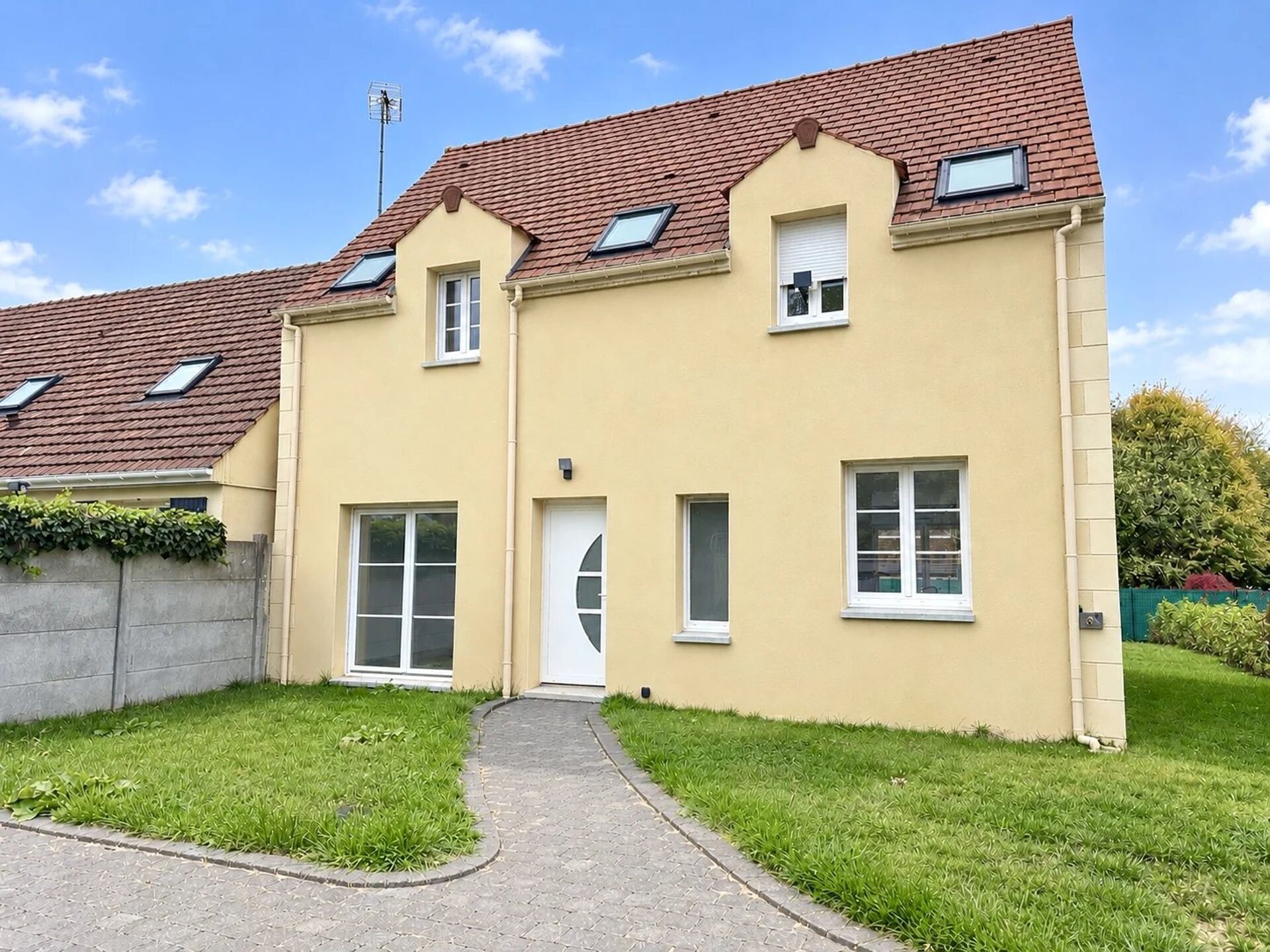 Maison 6 pièces 128 m² · à Cauvigny · 128 m² · 292 000 €