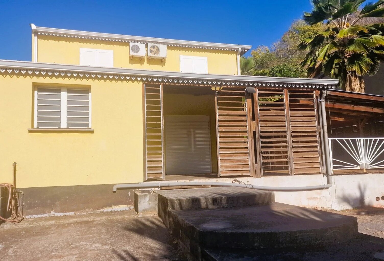 VILLA BEAUSÉJOUR SAINTE-MARIE — photo 1