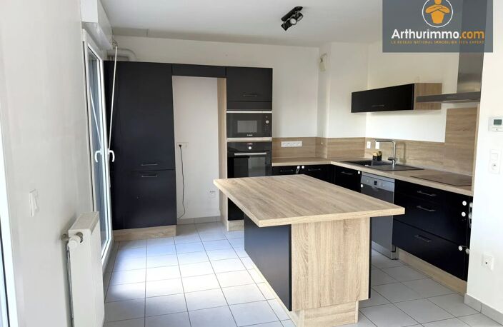 Lacroix Saint Ouen,  4 chambres, garage — photo 3