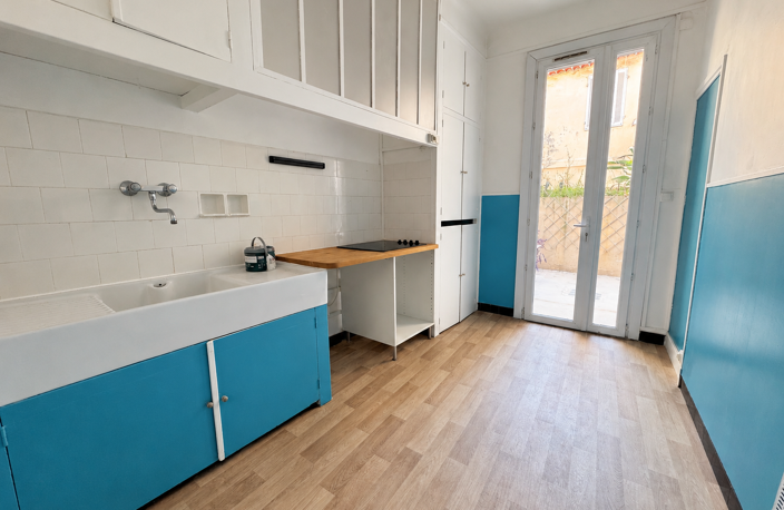 Appartement T2 avec terrasse et cave   Centre-ville de La Ci — photo 3