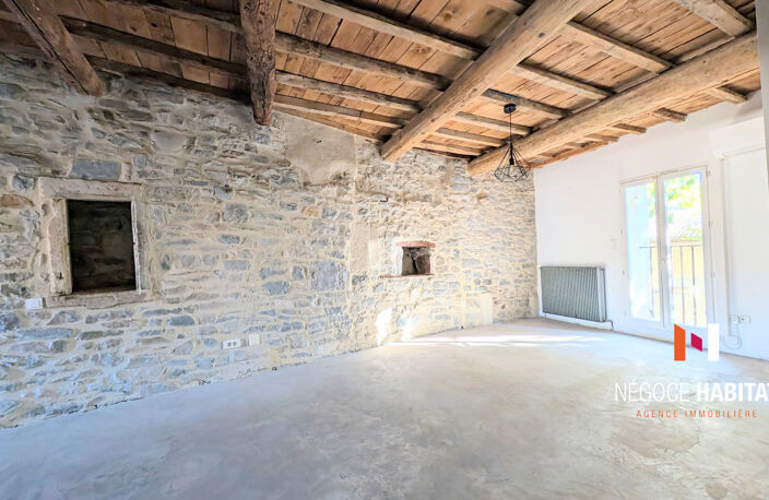 MAISON DE VILLAGE AVEC TERRASSE + STUDIO — photo 5