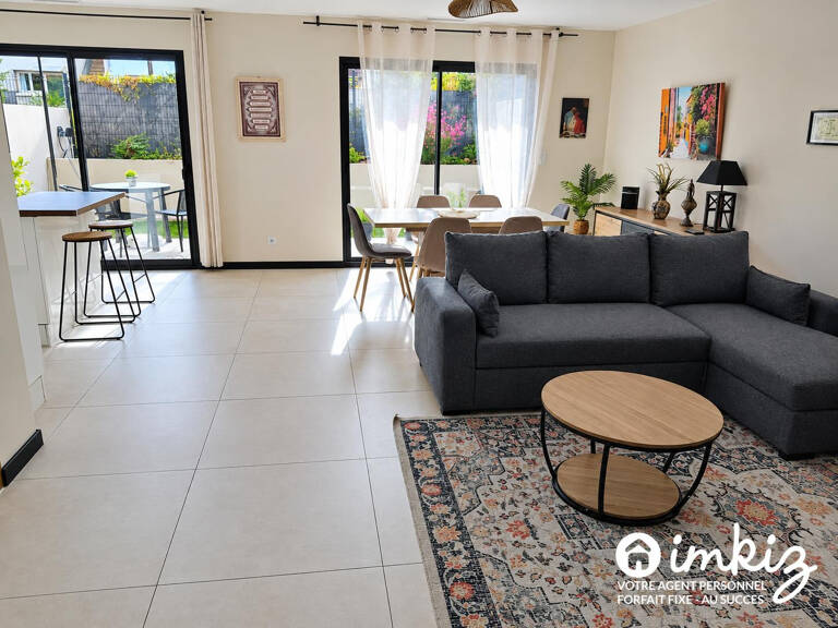 Prades – Maison récente 4 ch. – Jardin & terrasse — photo 1