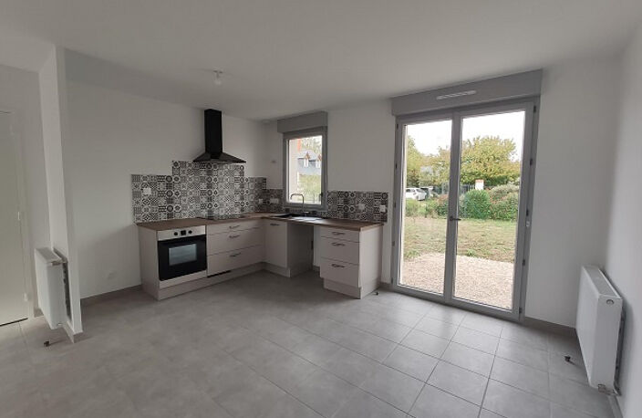 Maison St Dye Sur Loire 4 piece(s) 91 m2 — photo 2