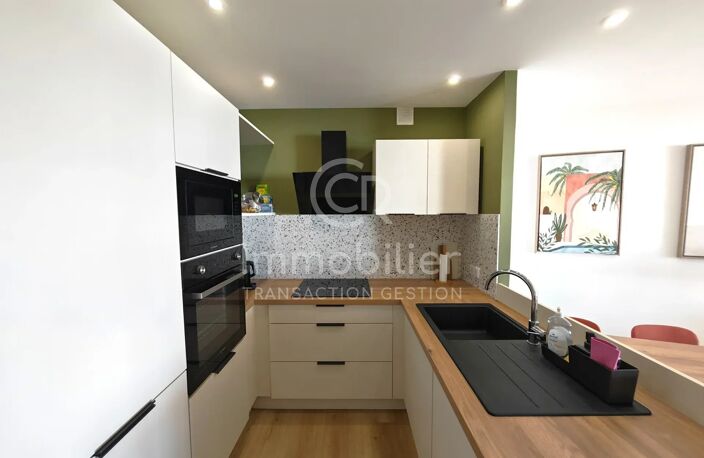 COUP DE CŒUR – GRAND STUDIO VUE MER, ENTIÈREMENT RÉNOVÉ — photo 5