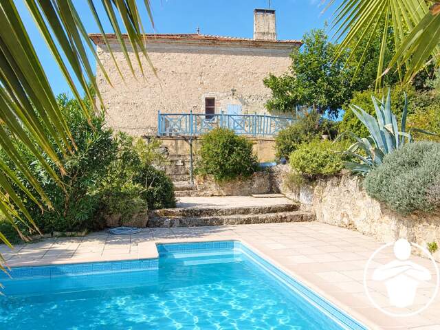 Maison 15 pièces 507 m² à Frégimont — photo du bien