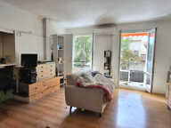 Appartement T3 traversant à rénover — photo 3