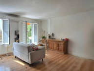 Appartement T3 traversant à rénover — photo 4