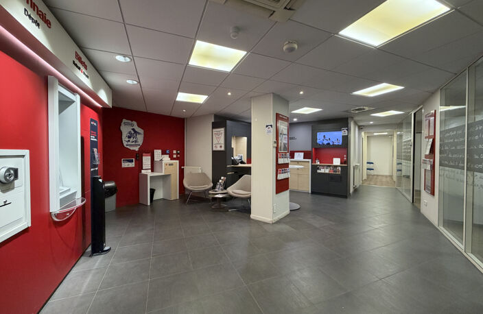 Local Commercial RDC - Paris 12 - 144 m2 - Climatisé — photo 2