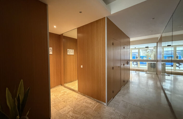 Local Commercial RDC - Paris 12 - 144 m2 - Climatisé — photo 5