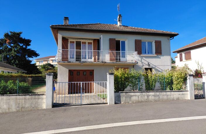 Vente maison 5 pièces 99 m² La Pacaudière (42310) — photo 2