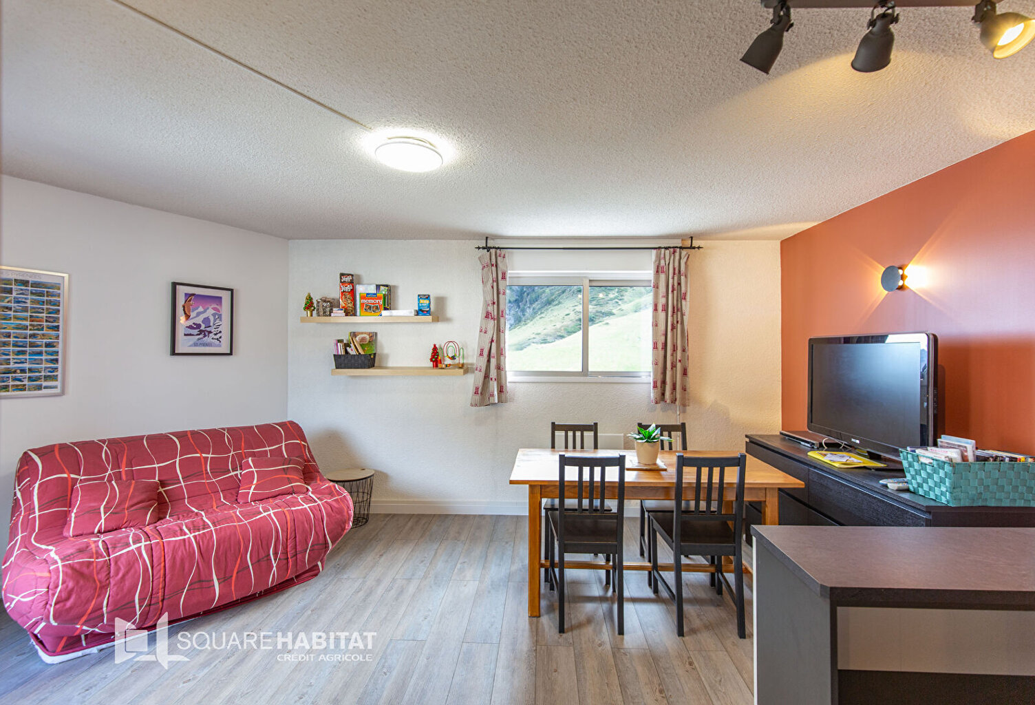 À VENDRE ! Appartement rénové de 26,59 m² avec balcon et cellier à skis — photo 1